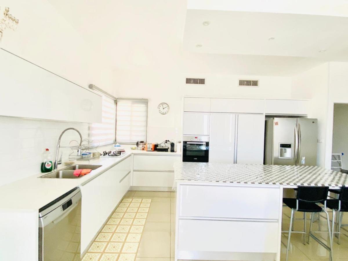 Stunning Penthouse With Sea Views And Private Heated Pool Appartement Eilat Buitenkant foto